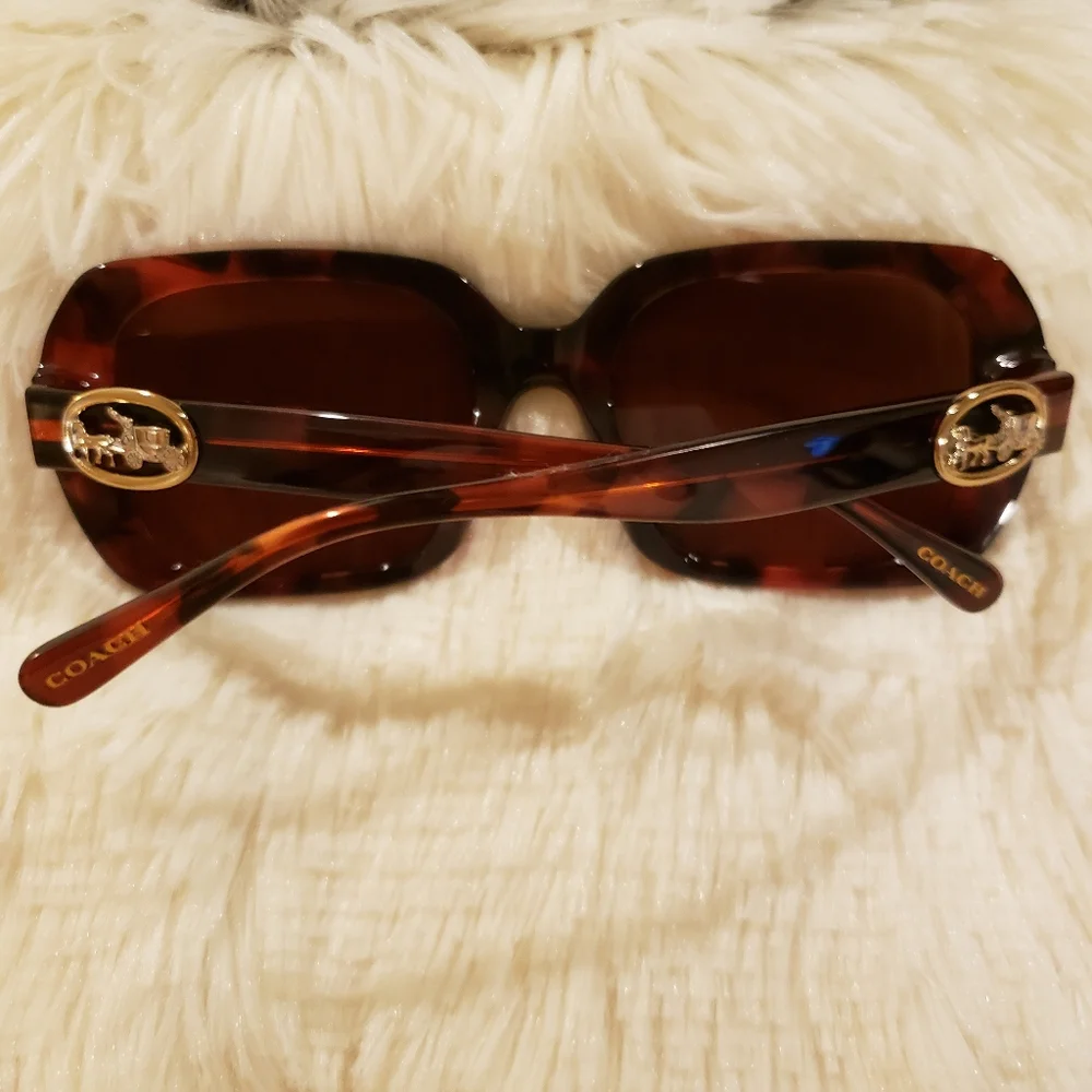 COACH Milky Wine Tortoise Oversized Rectangular Square Frame Sunglasses--NWT